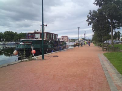 House boats