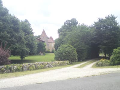 More Chateaux