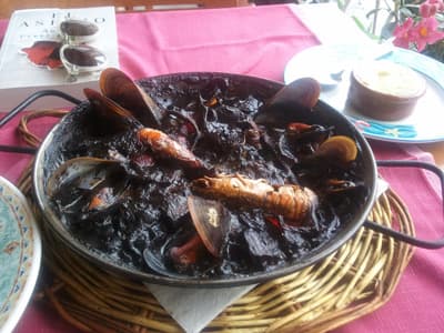 Rocfort: arròs negre
